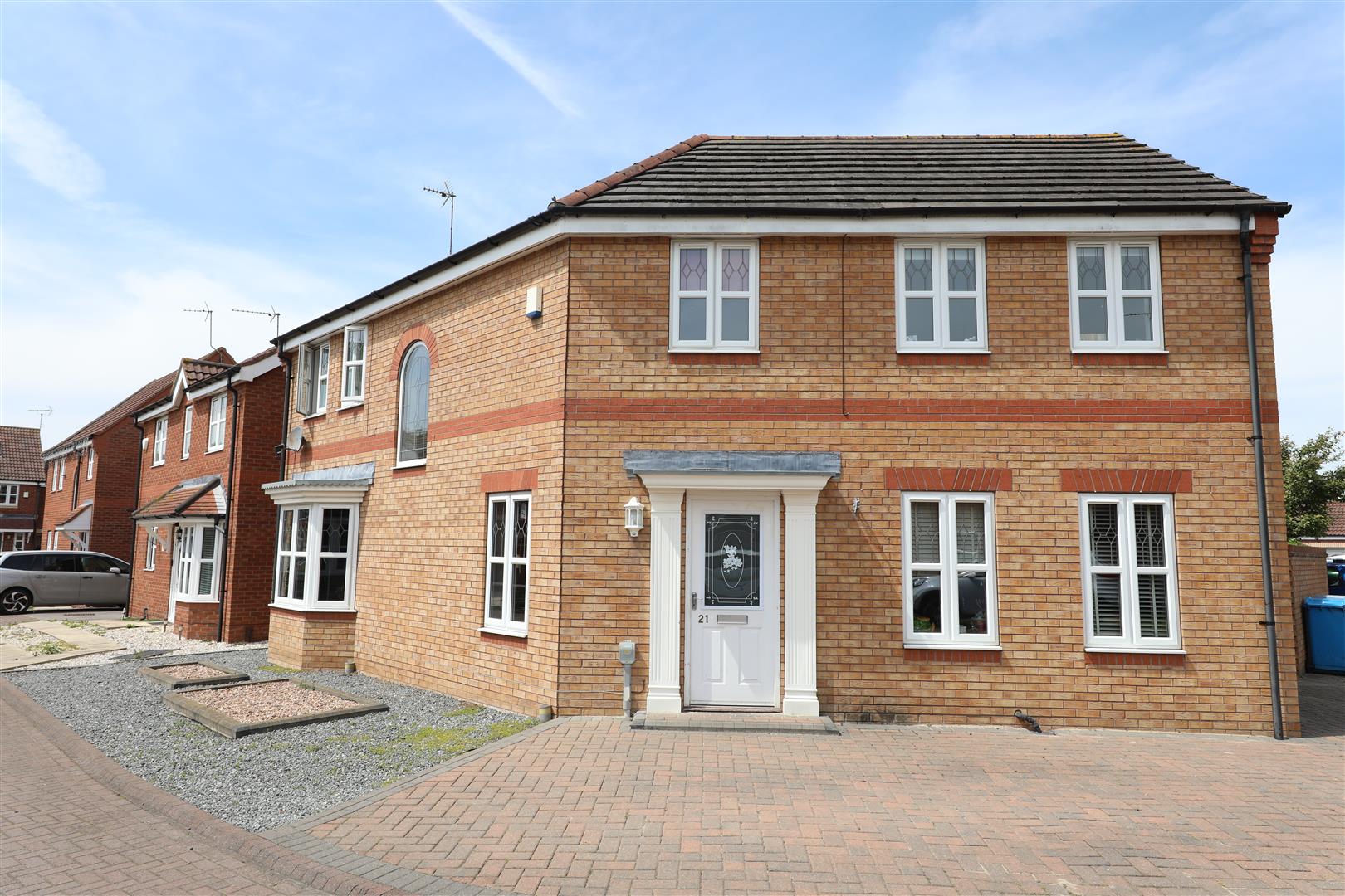 Property & Houses for Sale & Let in Hull Symonds & Greenham